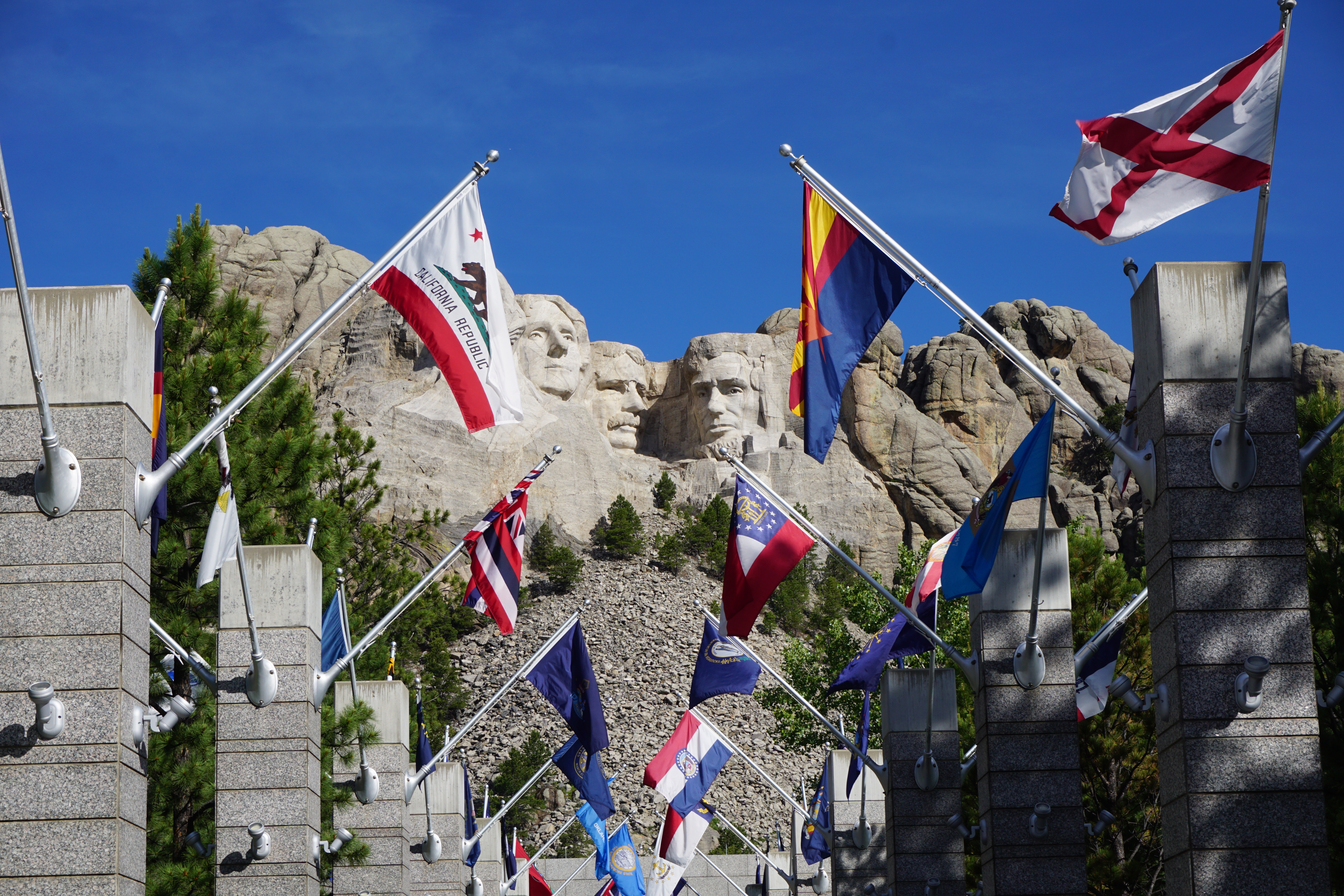 The Ultimate Guide to See Mt. Rushmore and the Badlands in One Day